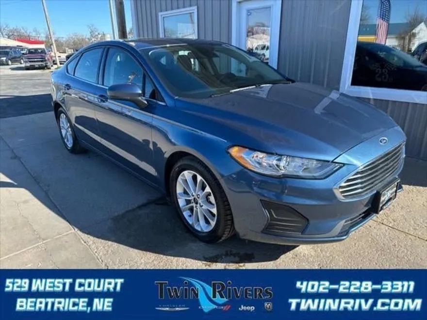 2019 Ford Fusion SE photo 1