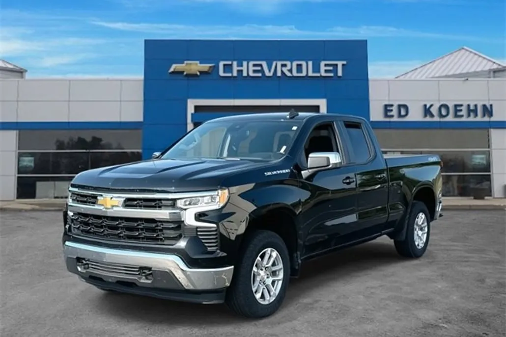 2023 Chevrolet Silverado 1500 LT photo 1