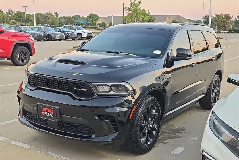 2025 Dodge Durango R/T Plus photo 1