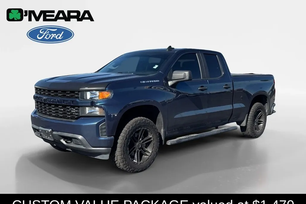 2019 Chevrolet Silverado 1500 Custom photo 1