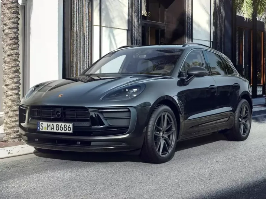 2025 Porsche Macan T photo 1