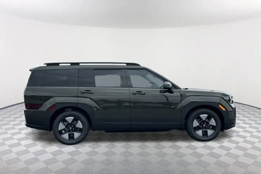 2026 Hyundai Santa Fe SEL photo 1