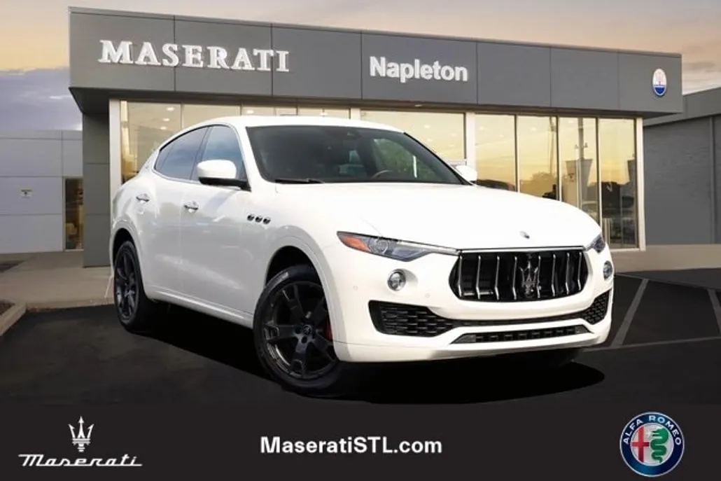 2021 Maserati Levante Base photo 1
