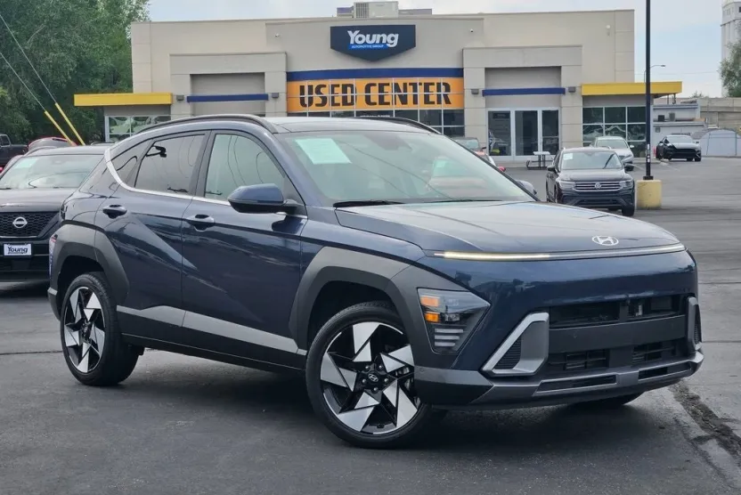 2024 Hyundai Kona Limited photo 1