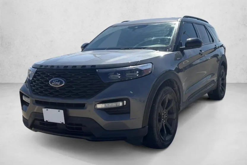2023 Ford Explorer ST-Line photo 1