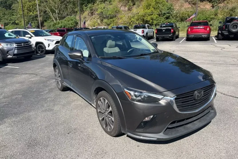 2019 Mazda CX-3 Grand Touring photo 1
