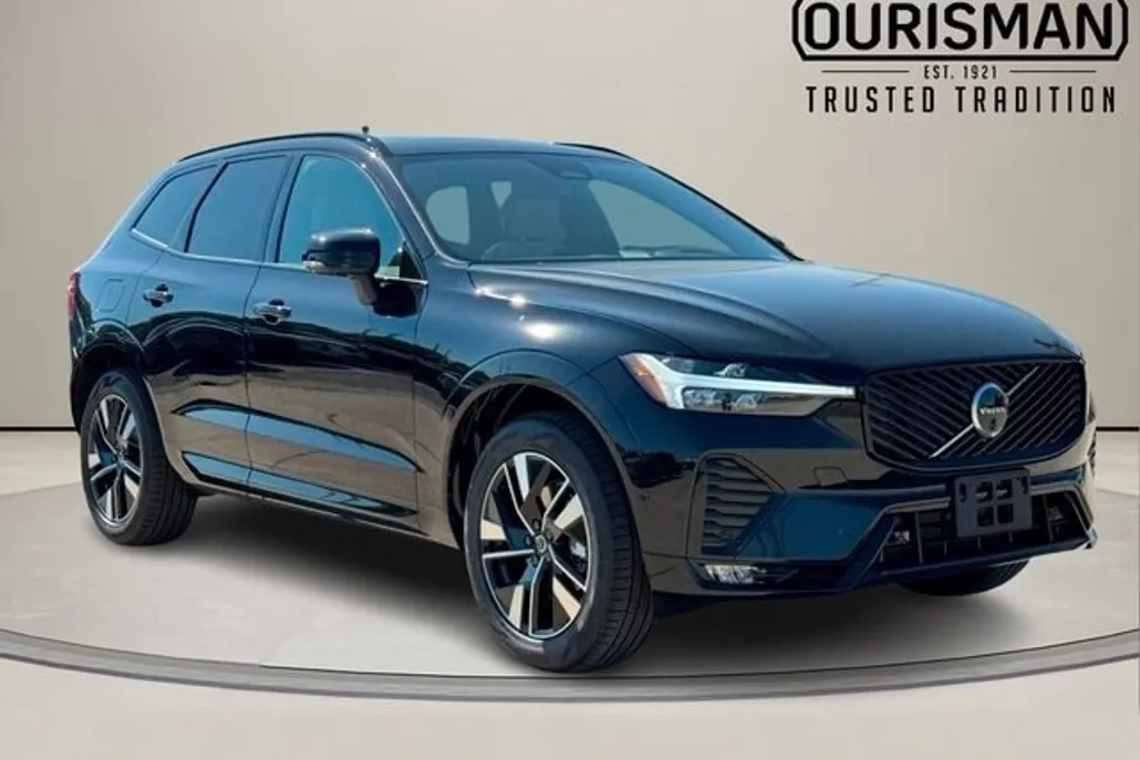 2026 Volvo XC60 B5 Plus photo 1