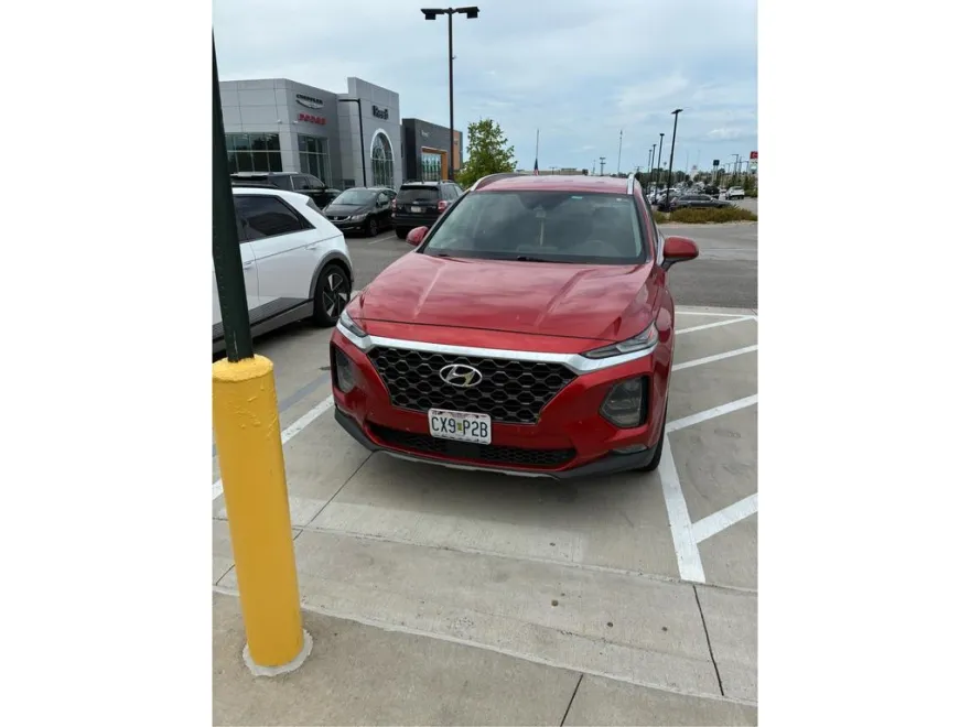2020 Hyundai Santa Fe SEL photo 7