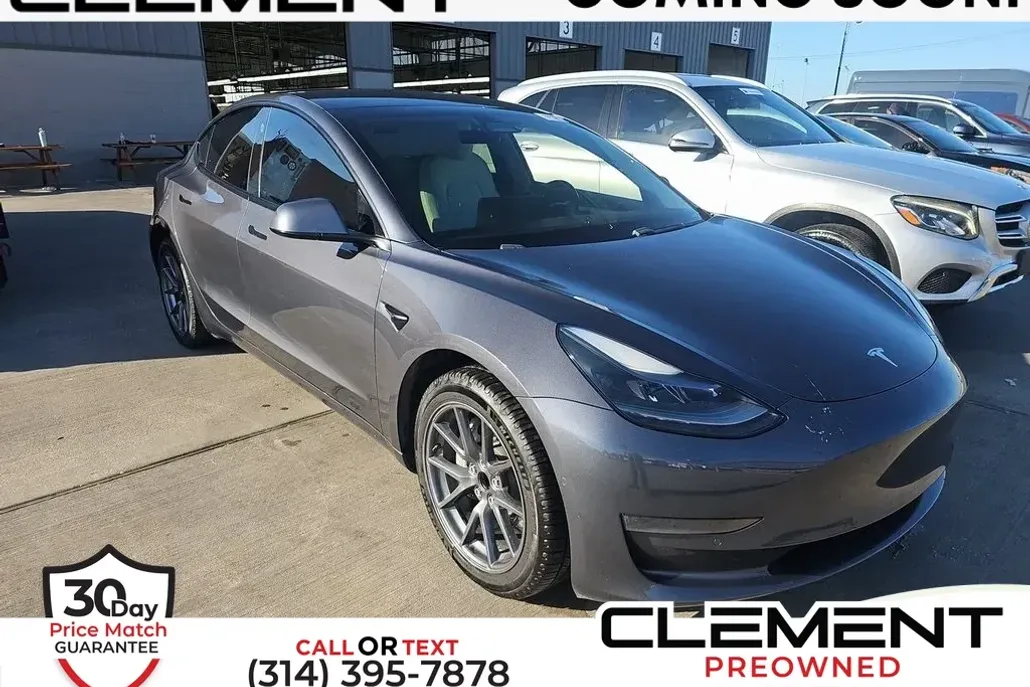 2021 Tesla Model 3 Standard Range Plus photo 1