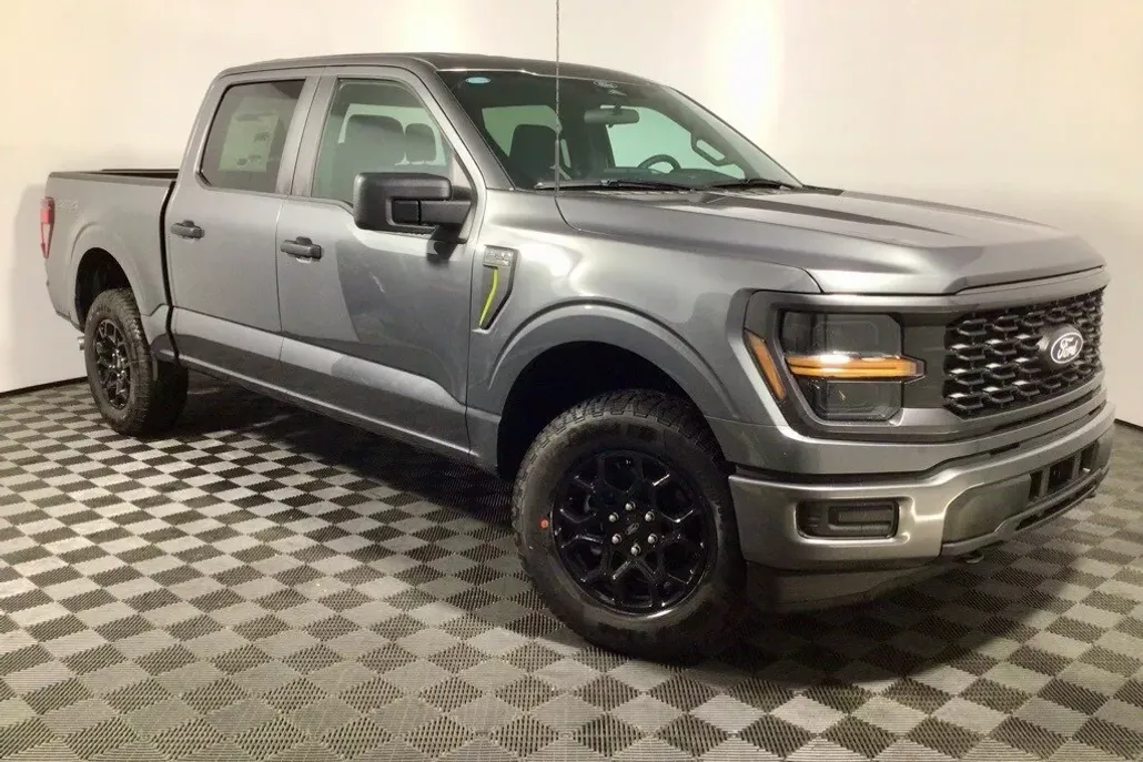 2025 Ford F-150 STX photo 1