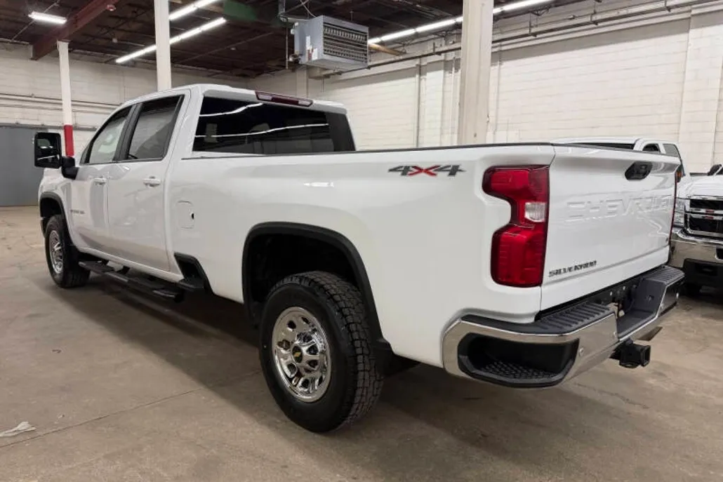 2020 Chevrolet Silverado 2500HD LT photo 1