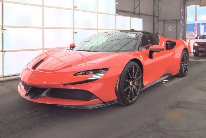 2023 Ferrari SF90 Stradale Base photo 1