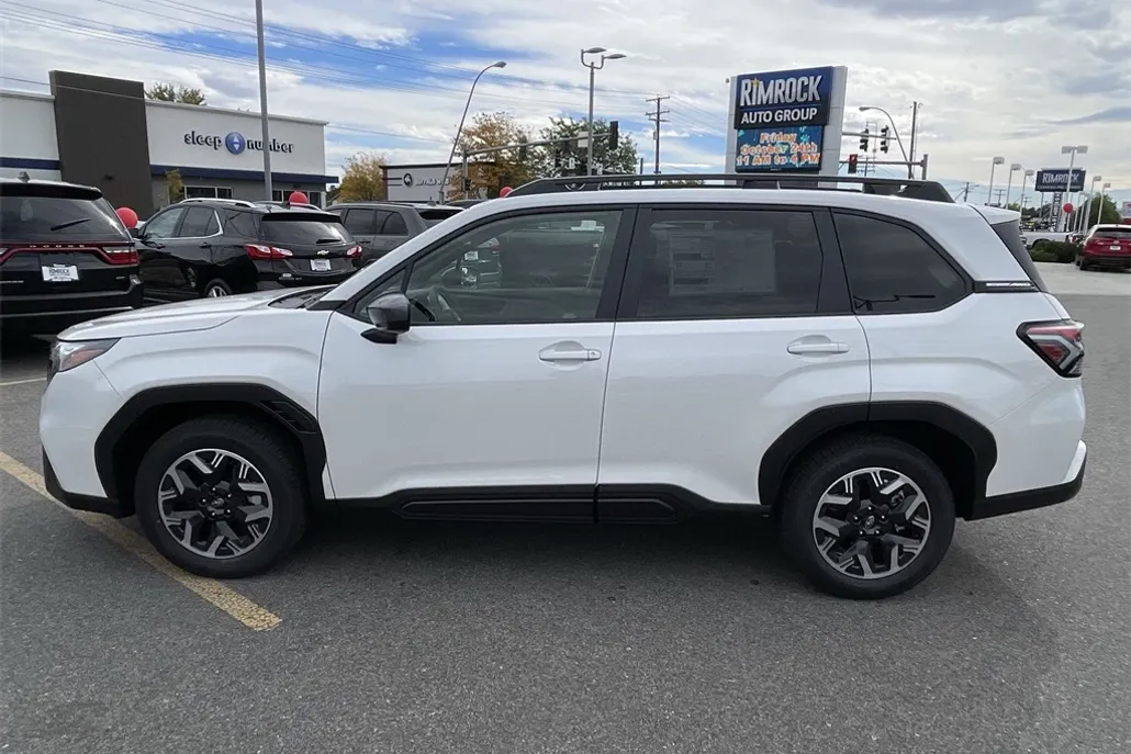 2025 Subaru Forester Premium photo 1