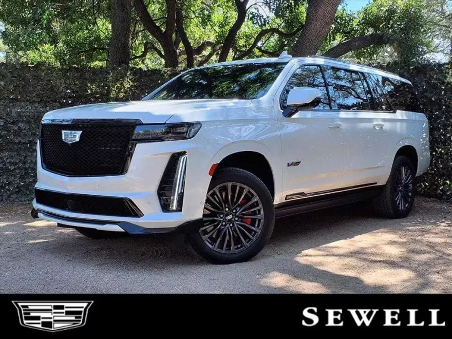 2024 Cadillac Escalade ESV V-Series photo 1