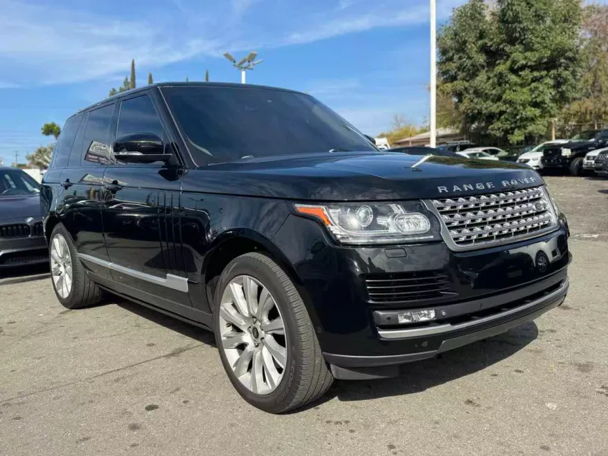 2013 Land Rover Range Rover SuperCharged photo 1