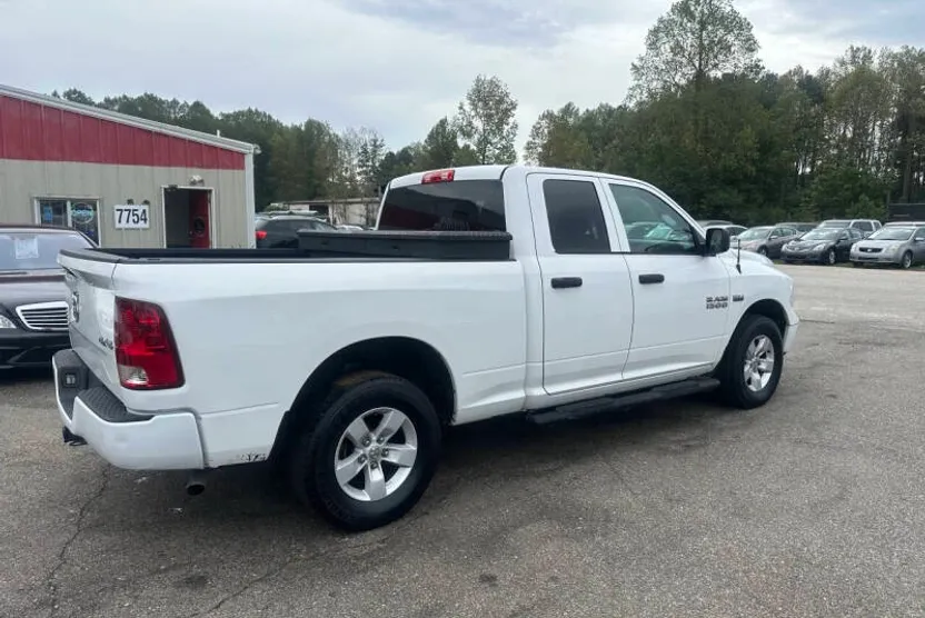 2017 Ram 1500 Tradesman photo 1