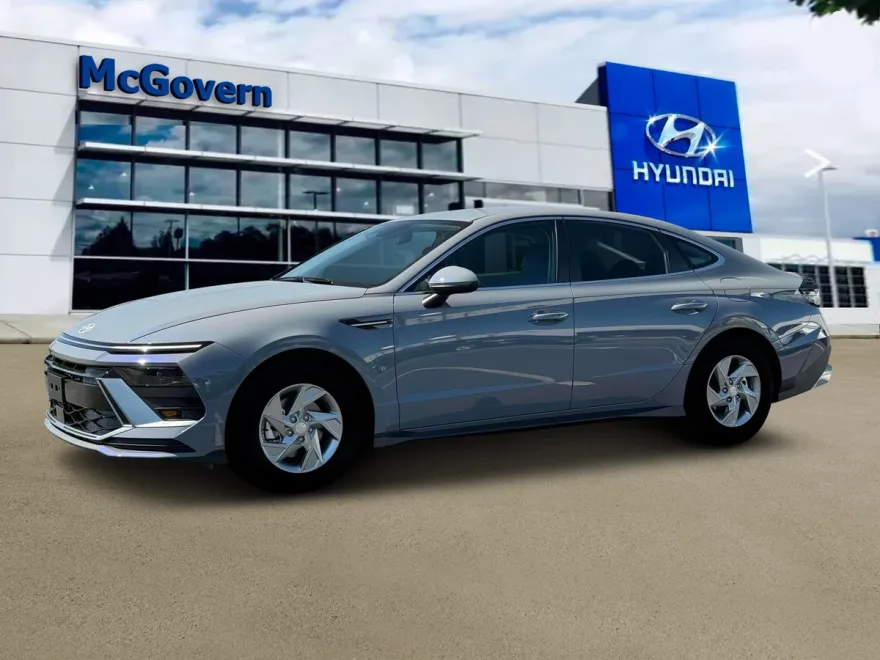 2026 Hyundai Sonata SE photo 1