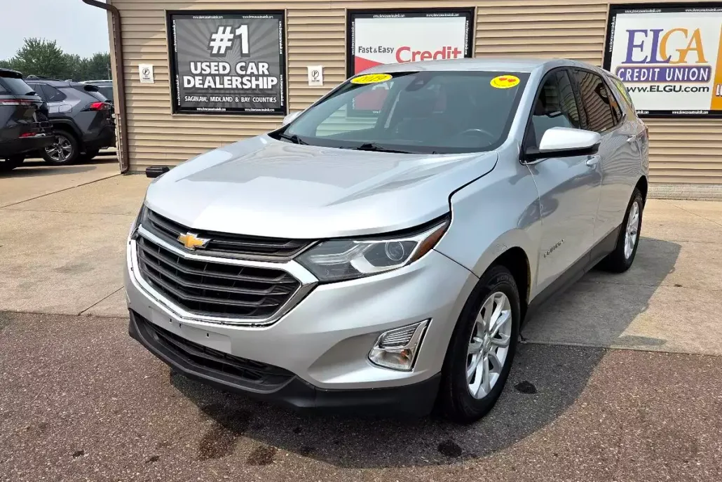 2019 Chevrolet Equinox LT photo 1