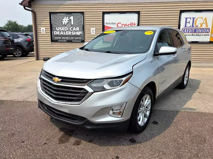 2019 Chevrolet Equinox LT photo 1