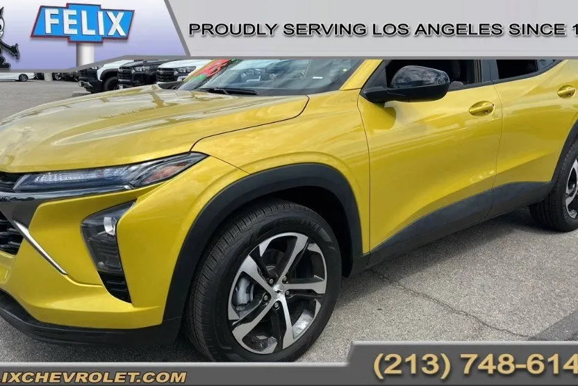 2024 Chevrolet Trax photo 1