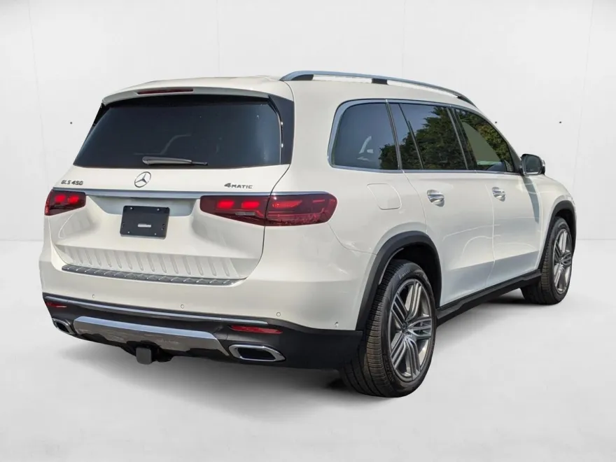 2024 Mercedes Benz GLS 450 4MATIC photo 1
