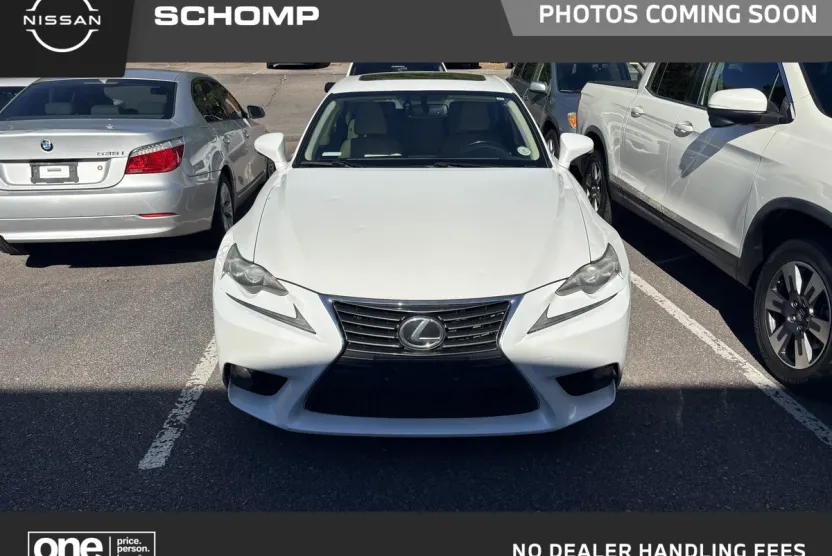 2014 Lexus IS AWD photo 1