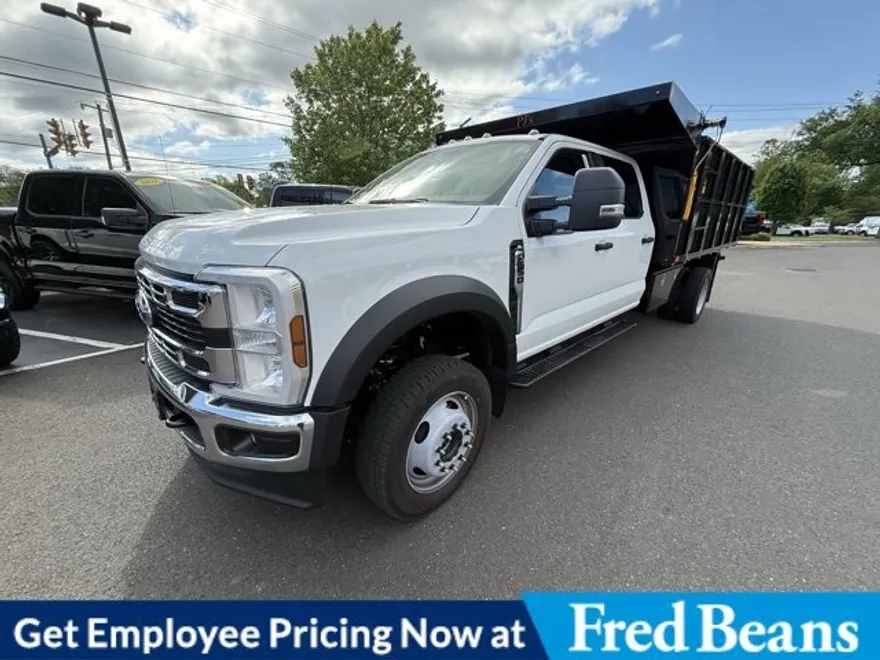 2025 Ford F-550 XL photo 1