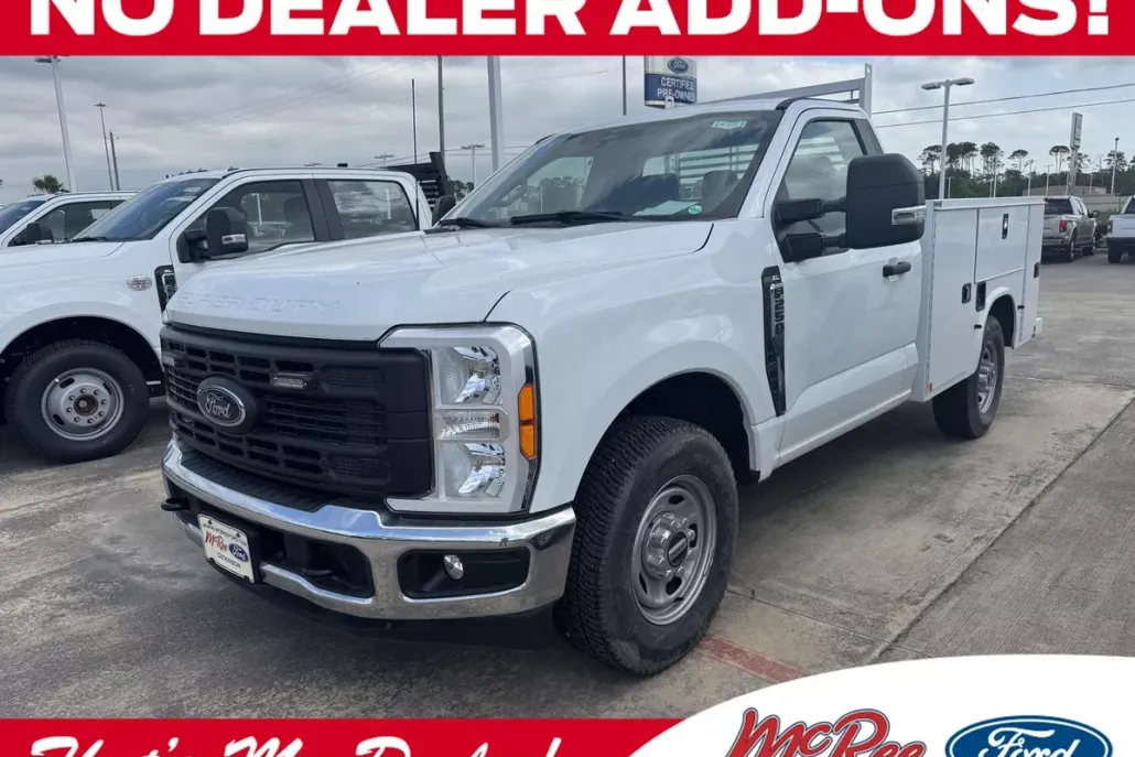 2023 Ford F-250 XL photo 1