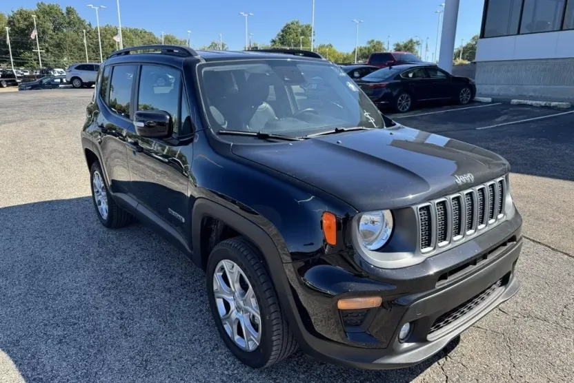 2023 Jeep Renegade Limited photo 1