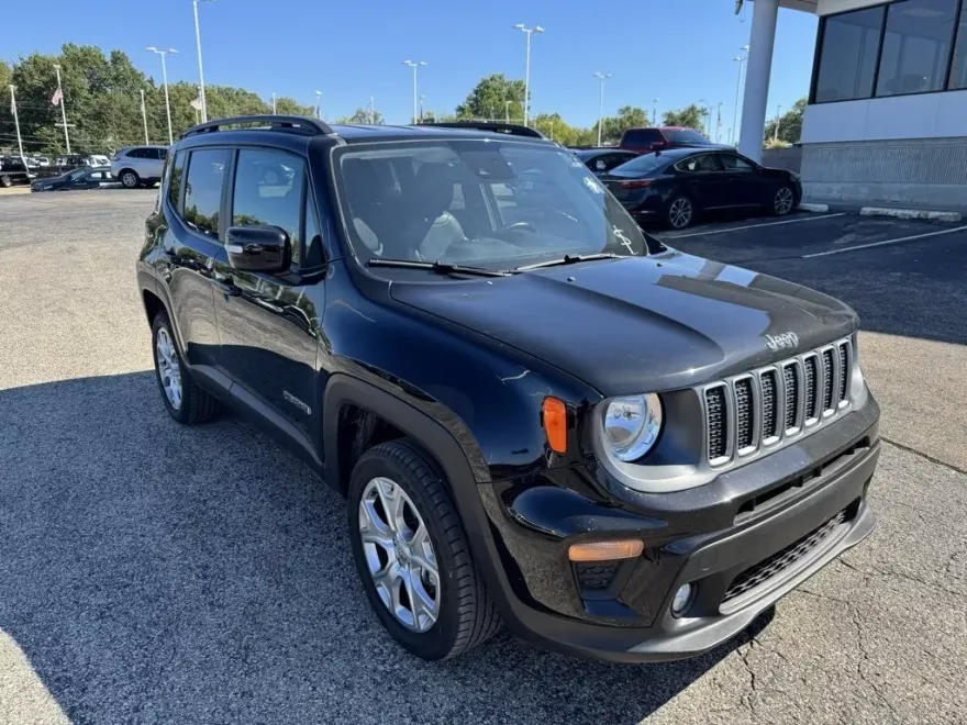 2023 Jeep Renegade Limited photo 1