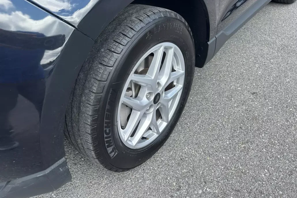 2024 Ford Edge SEL photo 1