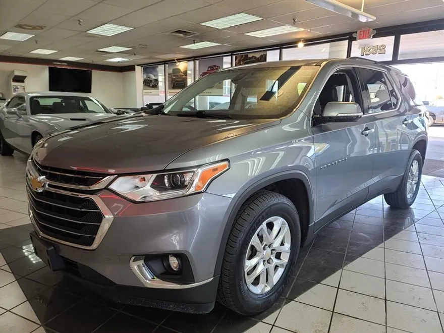 2020 Chevrolet Traverse Cloth 1LT photo 1