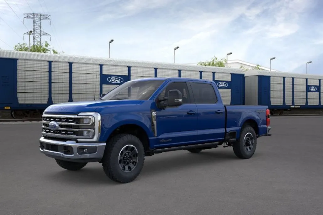 2026 Ford F-250 Lariat photo 1