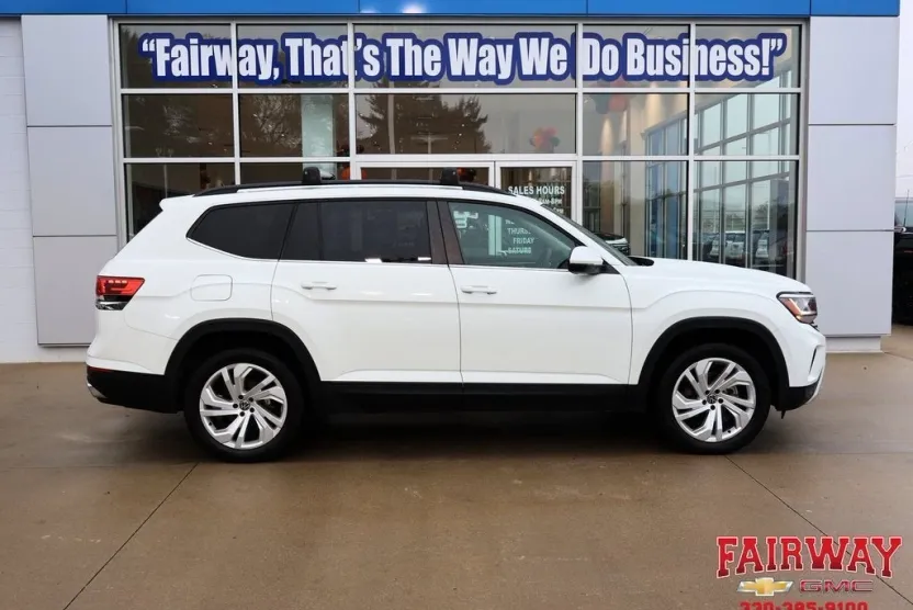 2023 Volkswagen Atlas SE Technology photo 1