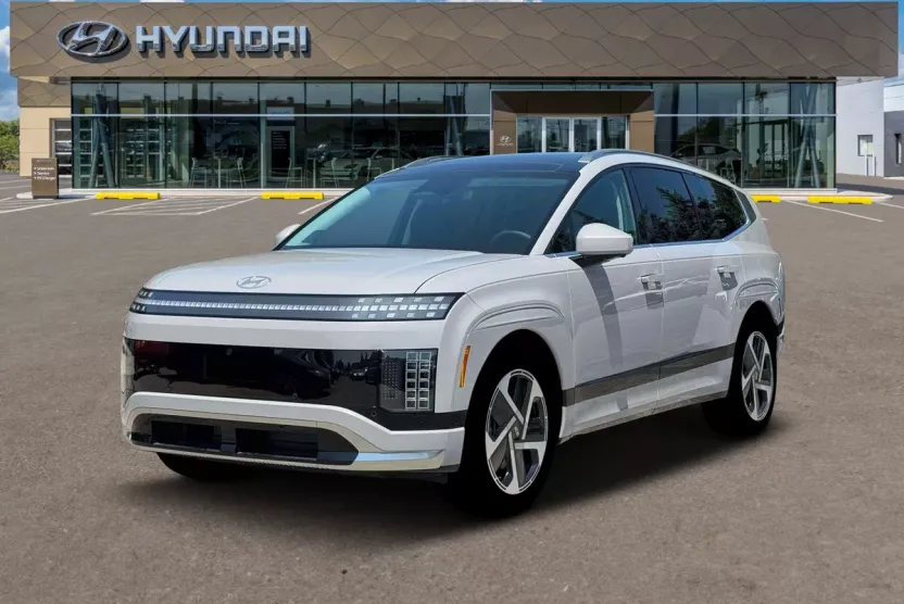2026 Hyundai Ioniq photo 1