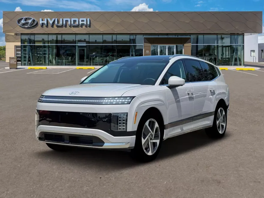 2026 Hyundai Ioniq photo 1