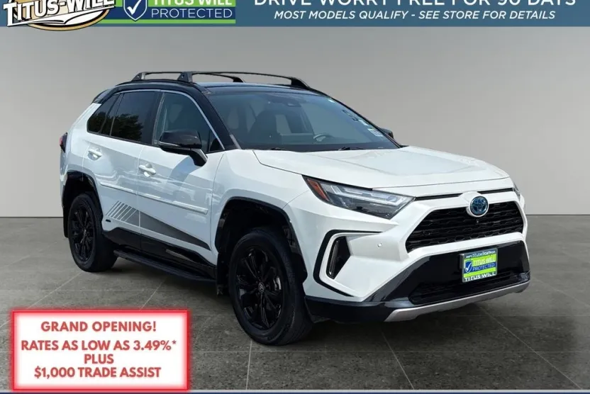 2023 Toyota RAV4 Hybrid XSE photo 1