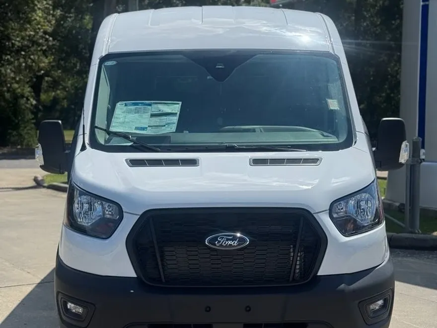 2025 Ford Transit photo 1