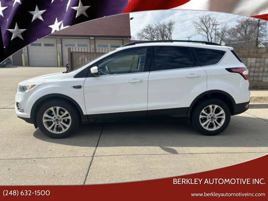 2018 Ford Escape SE photo 1