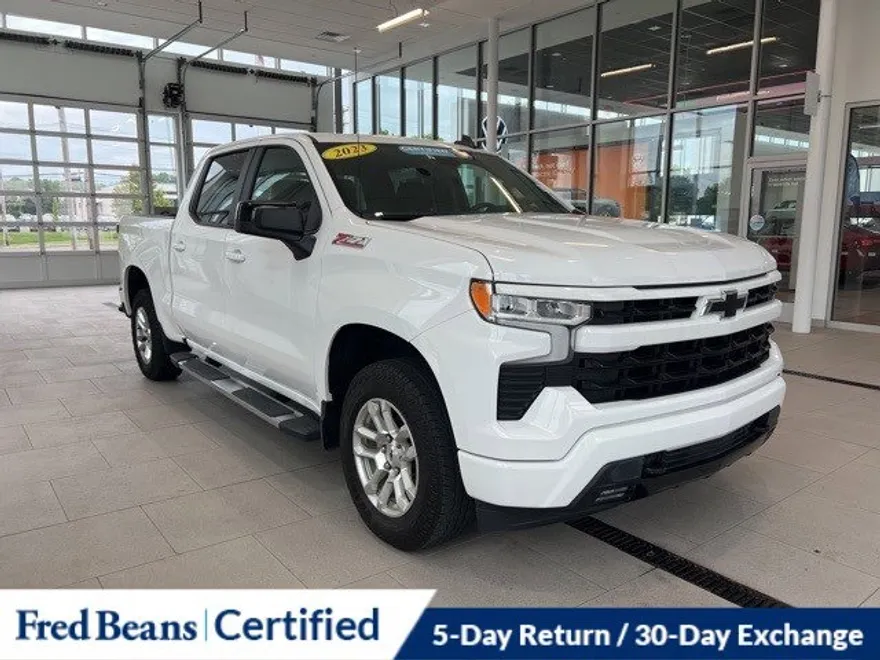 2023 Chevrolet Silverado 1500 RST photo 1