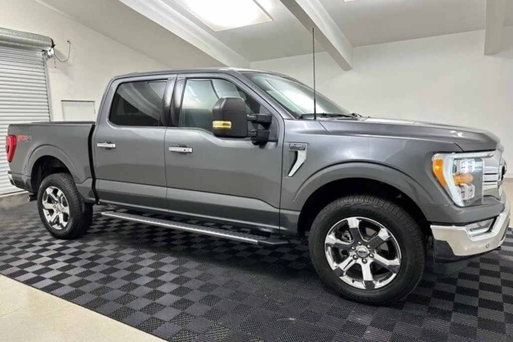 2023 Ford F-150 XLT photo 1