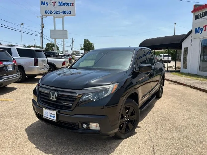 2017 Honda Ridgeline Black Edition photo 1
