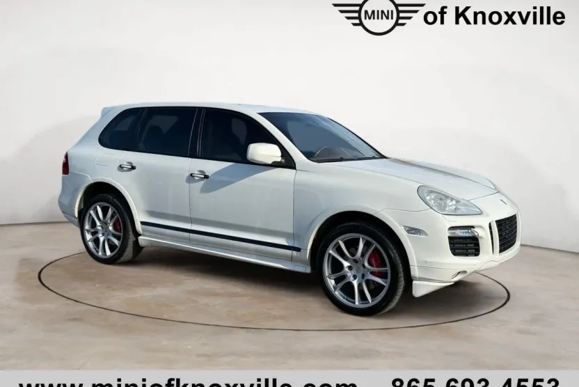 2008 Porsche Cayenne GTS photo 1