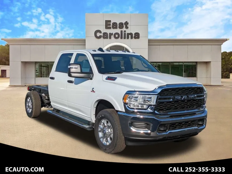 2024 Ram 3500 Tradesman photo 1