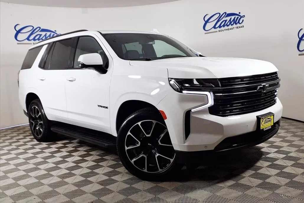 2021 Chevrolet Tahoe RST photo 1