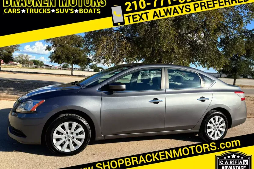 2015 Nissan Sentra SV photo 1