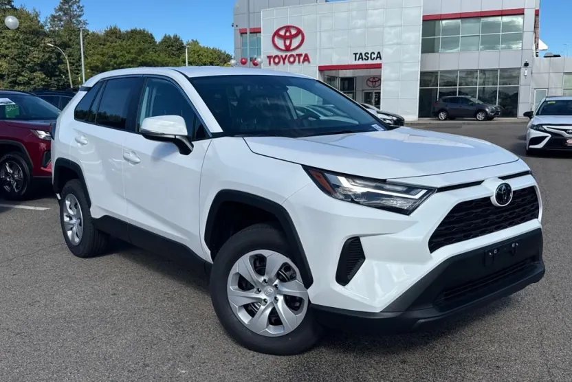 2025 Toyota RAV4 LE photo 1