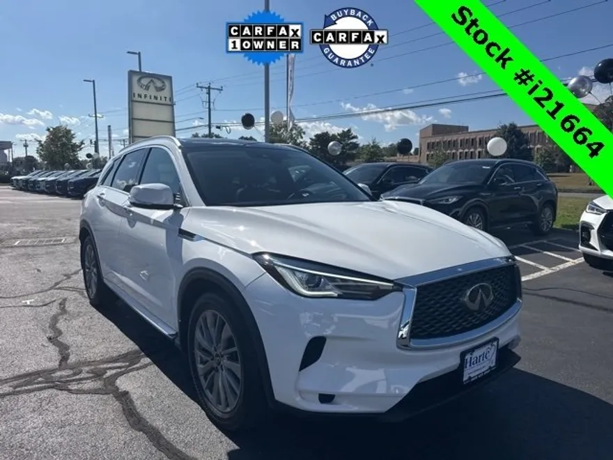 2023 Infiniti QX50 Luxe photo 1
