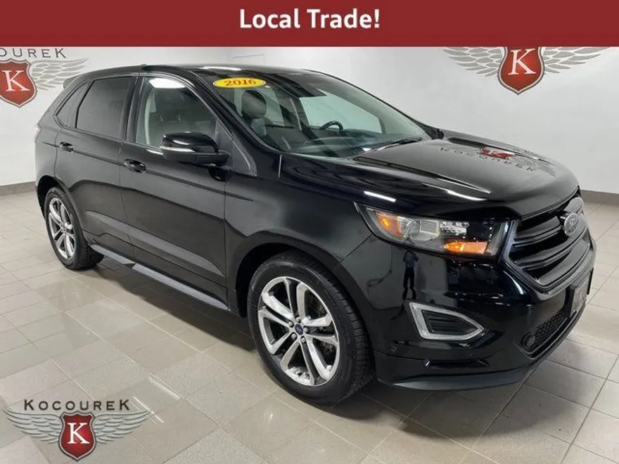 2016 Ford Edge Sport photo 1