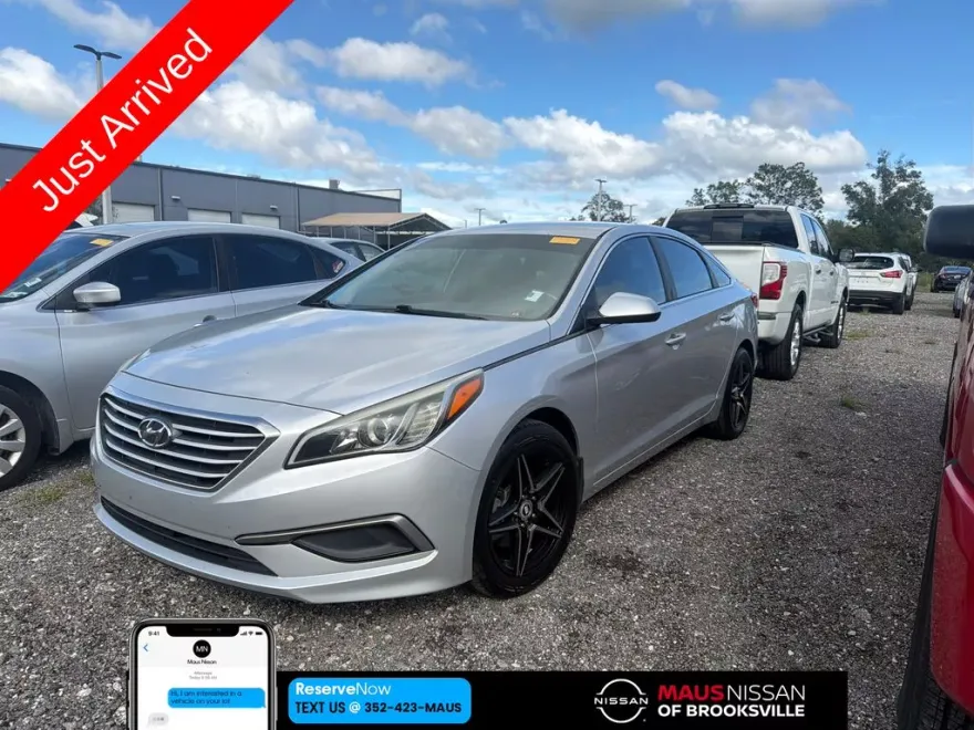 2016 Hyundai Sonata Base photo 1